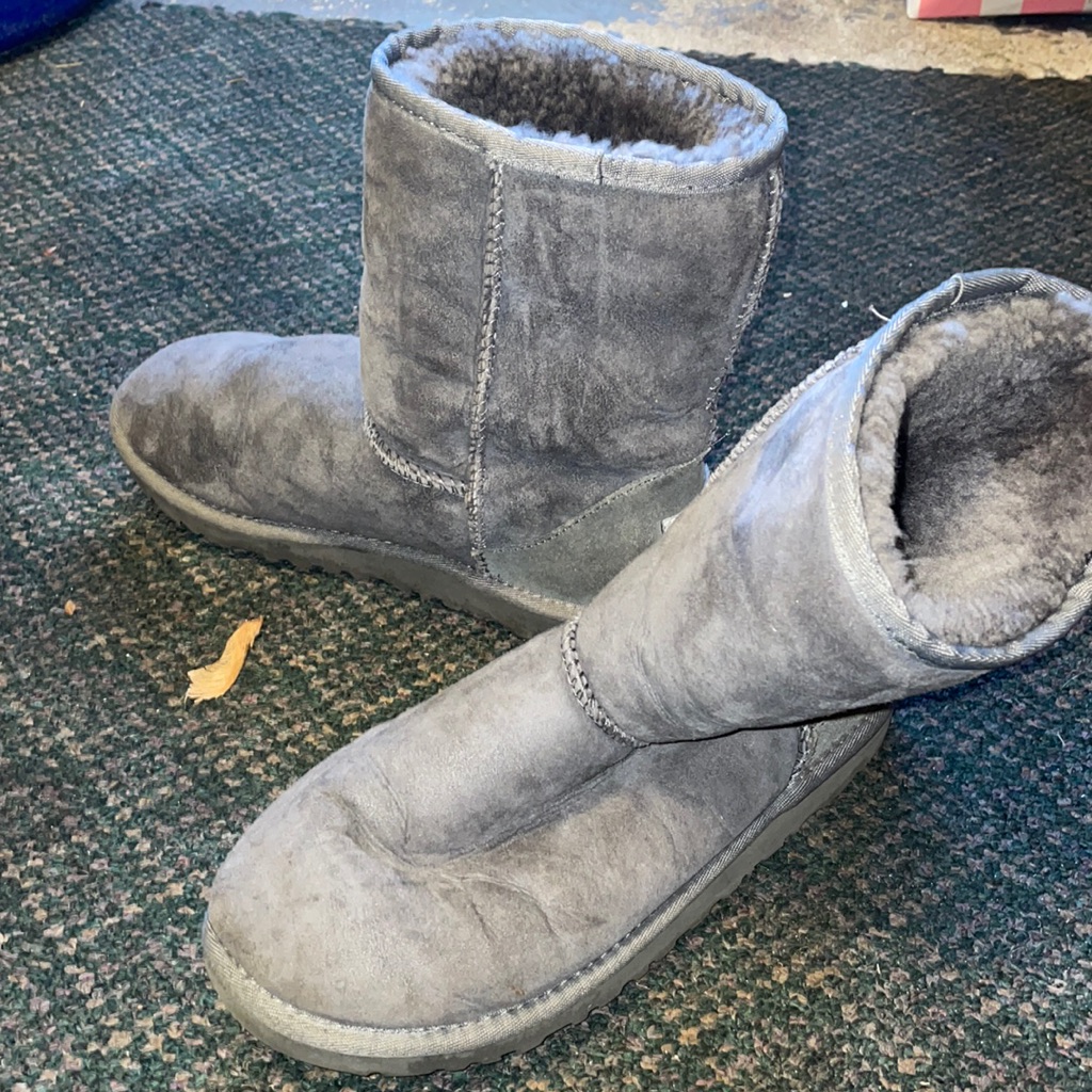 Gray Ugg’s